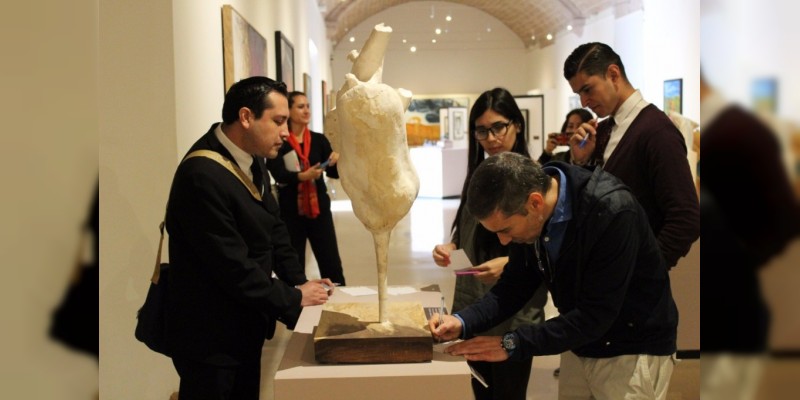 Hoteleros realizan recorrido guiado por el Centro Cultural Clavijero: Sectur 