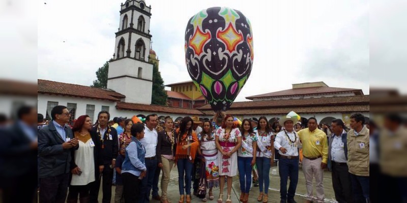 Culmina festival de cantoya, fiesta y color en Paracho 