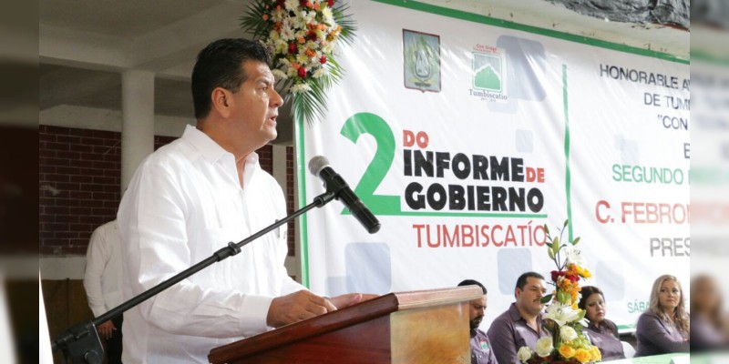 Michoacán tiene hoy un gobierno municipalista: Juan Bernardo Corona 