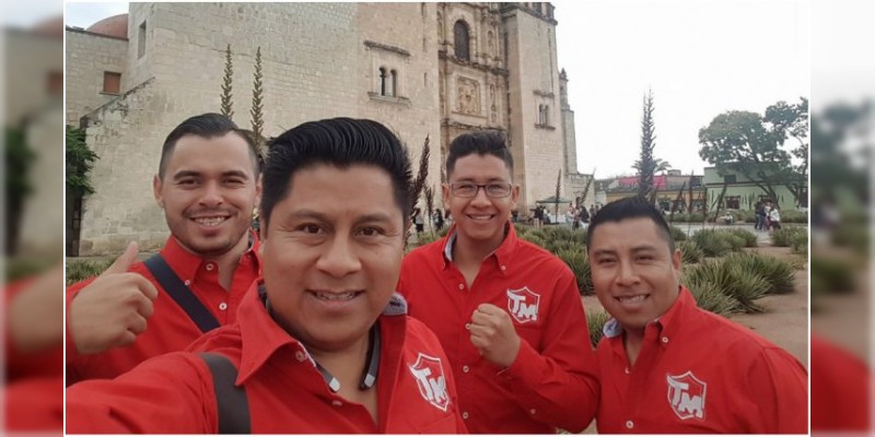 Asesinan a grupero por no complacer canción sobre el escenario  