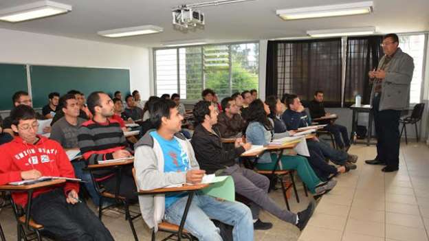 Rebasa expectativas número de aspirantes a las nuevas carreras de UMSNH  