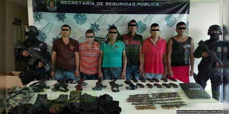 Guerrero: Detienen a seis con armas y vehículos robados en La Unión - Foto 0 