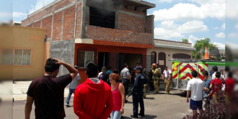 Incendio genera fuerte movilización en Zamora 