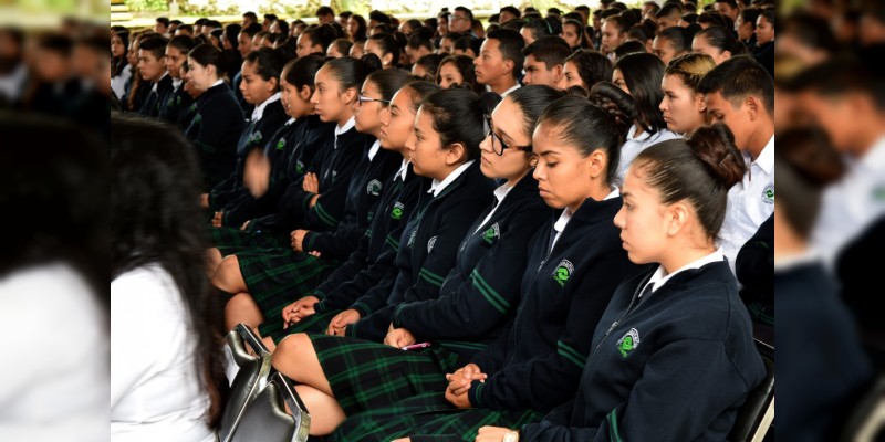 Inició ciclo escolar de los  13 planteles del Conalep 