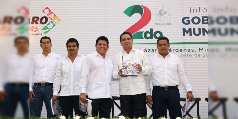 Lázaro Cárdenas, llamado a ser gran polo de desarrollo para Michoacán: Silvano Aureoles 