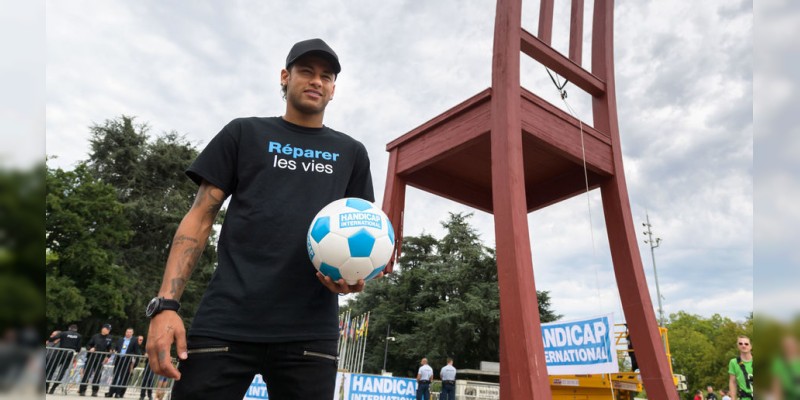 Neymar es nombrado el nuevo embajador de Handicap International 