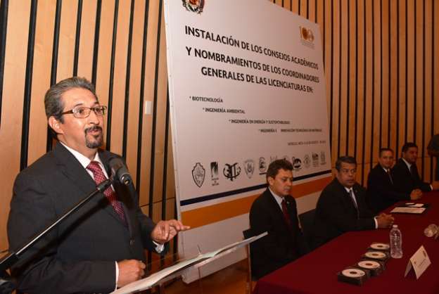 La UMSNH ofrece soluciones a la problemática nacional, afirma Medardo Serna González 