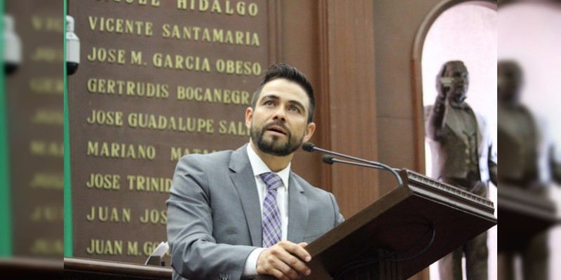 Diputados del PRD comprometidos con la consolidación de Michoacán: Manuel López Meléndez 