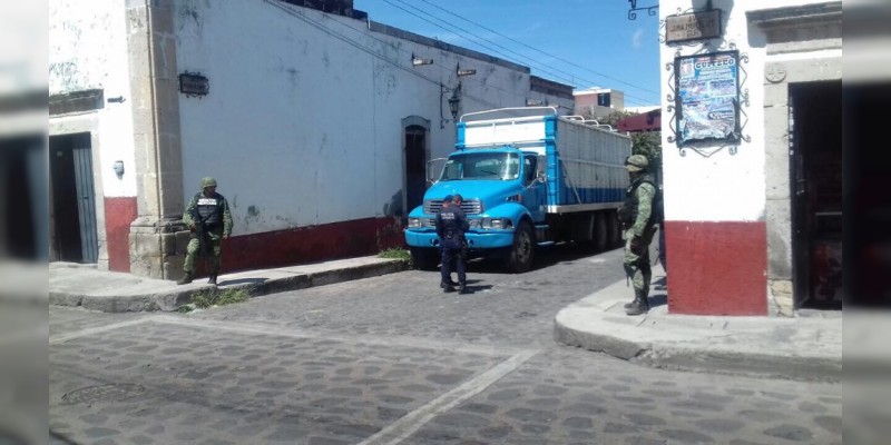 Asegura la Policía Michoacán dos mil litros de gasolina en Cuitzeo 