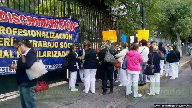 Con manifestación, enfermeras de Morelia exigen liberación de recursos - Foto 0 