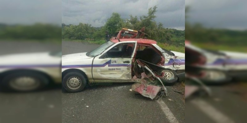Un muerto y seis heridos, saldo de accidente automovilístico  - Foto 0 