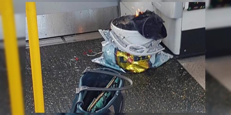 Ataque terrorista en el metro de Londres ha dejado 22 heridos  - Foto 0 