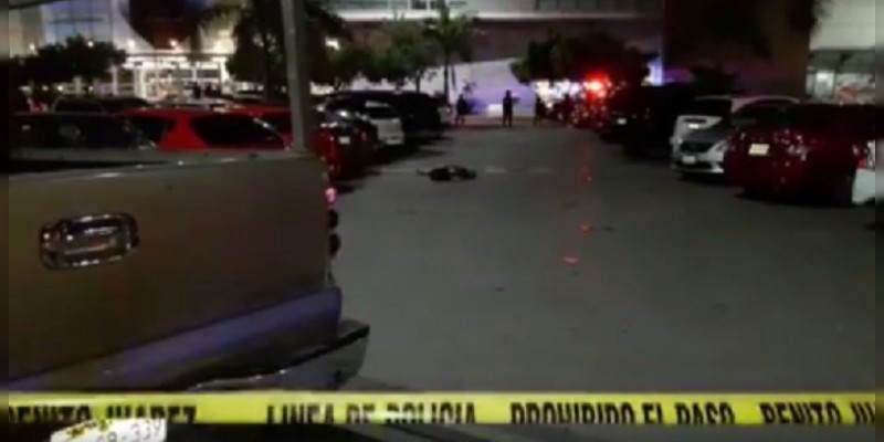 Asesinan en Cancún a "El Comandante Diablo" a su esposa y a su pequeño hijo 