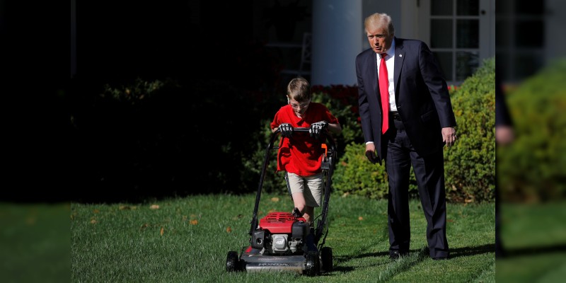 Niño de 11 años se ofrece para podar el césped de la Casa Blanca 