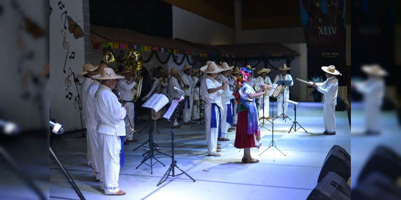 Inician preparativos para el  concurso artístico de Zacán 