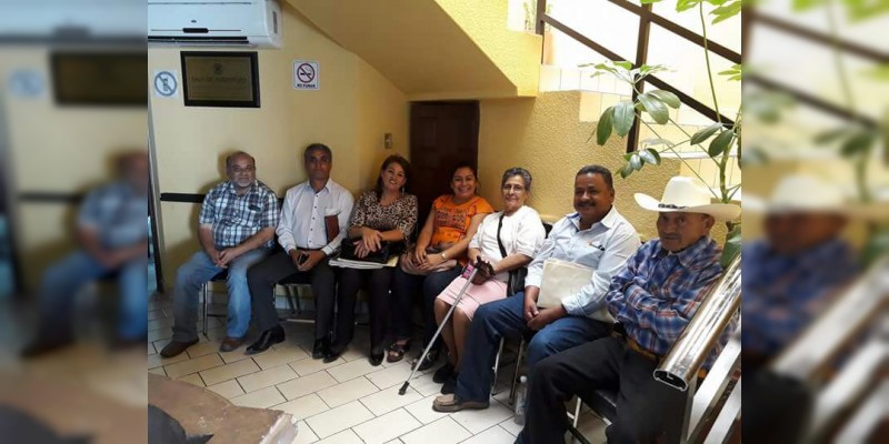 Belinda Iturbide gestiona la construcción de Colegio de Bachilleres en Puruándiro 