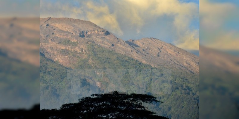 Alerta sobre posible erupción del Monte Agung 