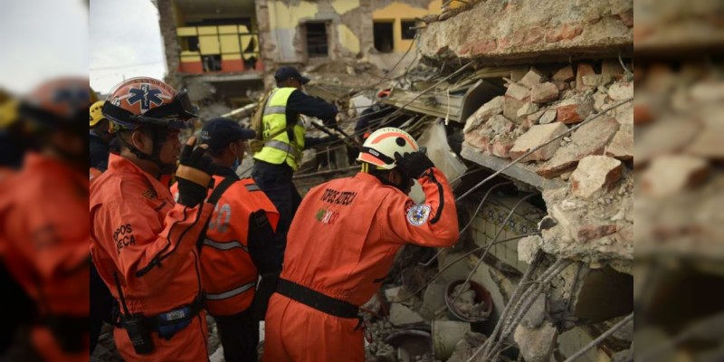 Hermanitos mueren abrazados durante terremoto en México 