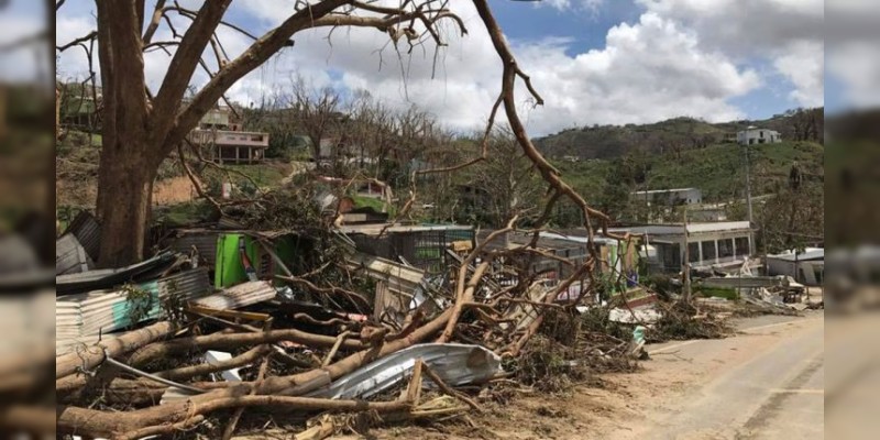 11 días después del huracán 'María', Puerto Rico sigue sin luz y agua 