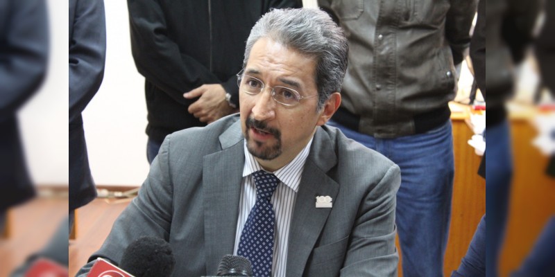 Alma Cecilia tiene asegurado su espacio en la UMSNH; agradece rector intervención de PGJE para su localización 