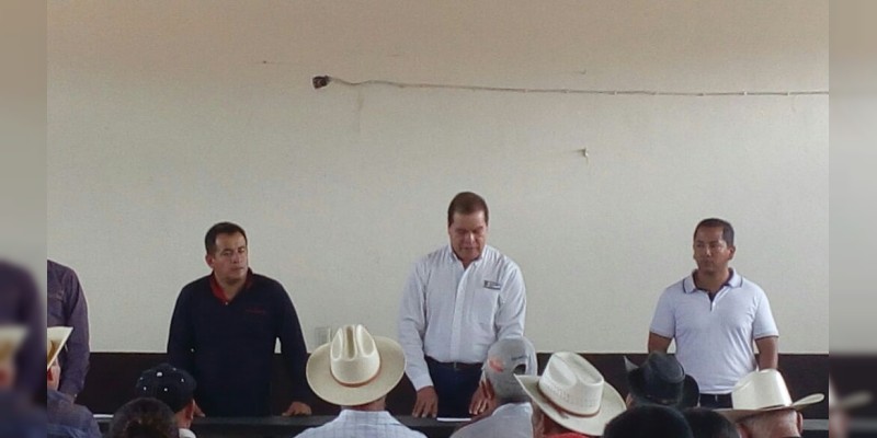 Impulsan Sedrua y Ayuntamiento 98 proyectos agropecuarios en Tancítaro 