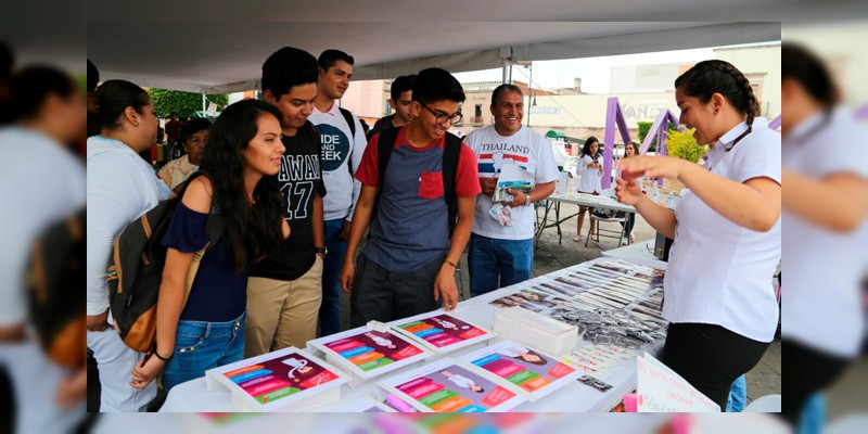 ”Hazlo Bien y Pórtate Mal“ en Morelia 