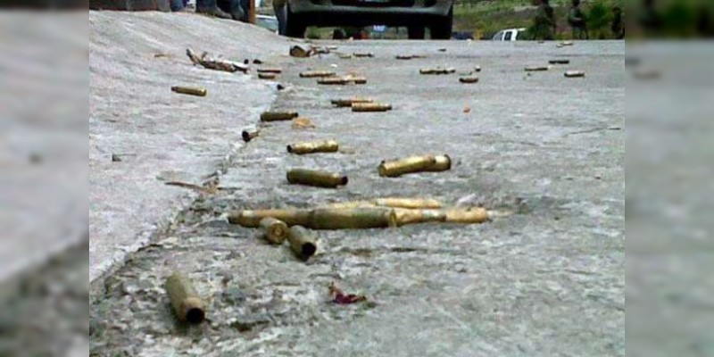 Asesinan a cinco personas en punto de venta de combustible robado en Puebla  