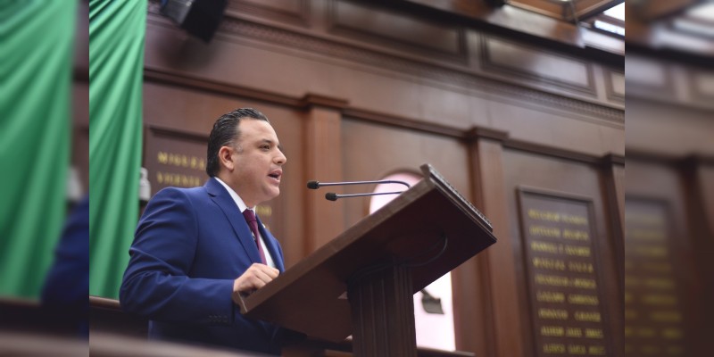 Carlos Quintana refrenda compromiso para erradicar dispendio y desorden en finanzas del estado 