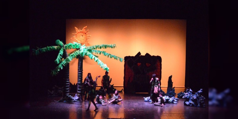 "Garfio" se apoderó del Teatro Ocampo 