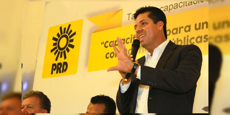 Hasta el 25 de octubre toma protesta como diputado local Antonio García Conejo 