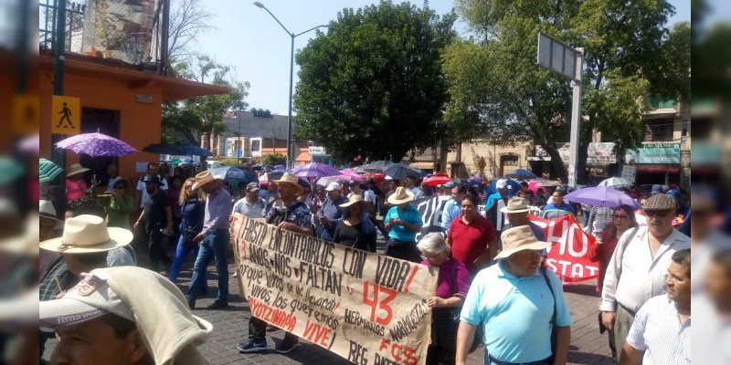 Finaliza mitin frente a Palacio de Gobierno - Foto 2 