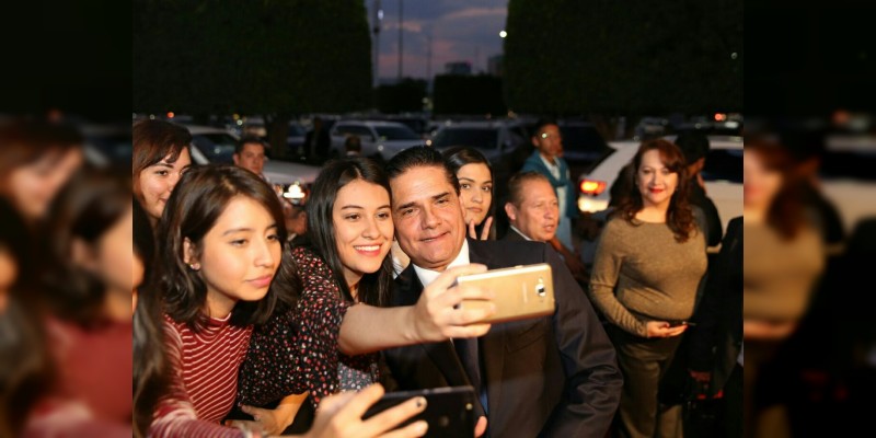 Encabeza Gobernador inauguración de la XV edición del Festival Internacional de Cine de Morelia  - Foto 2 