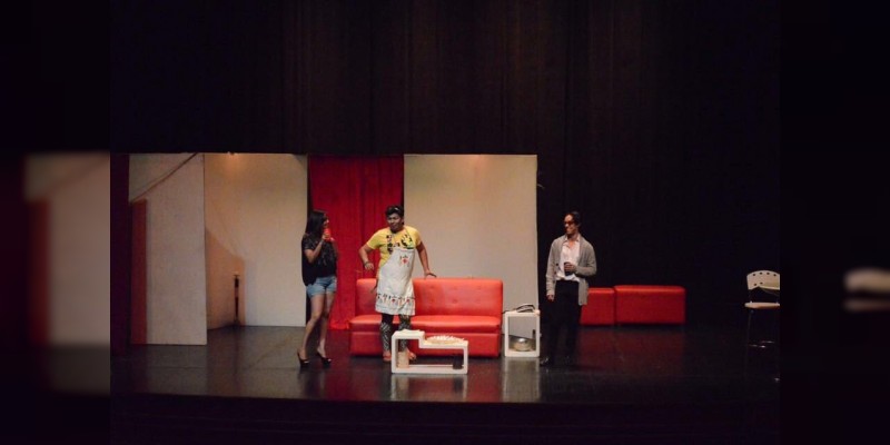 "Hombre, mujer o quimera“ hace reír al público del Teatro Ocampo 