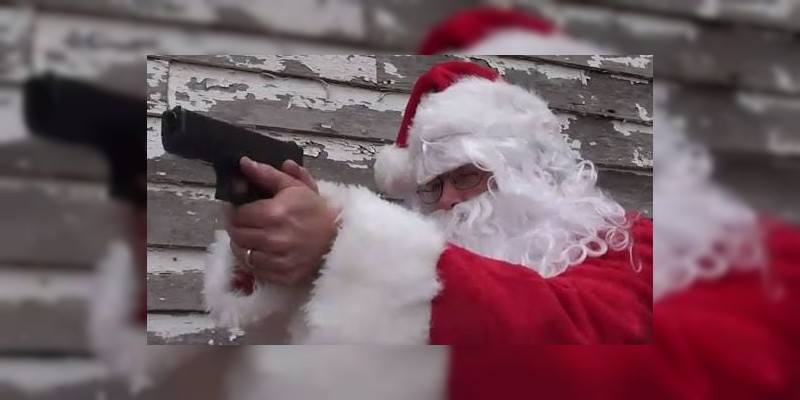 Santa Claus dispara en fiesta de Halloween 
