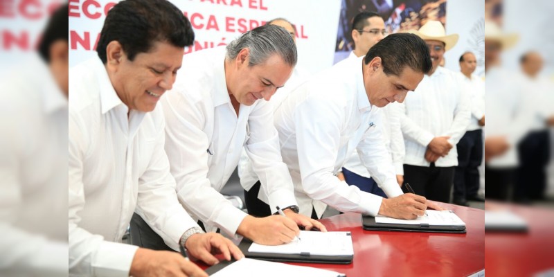Firman Michoacán y Guerrero convenio para consolidar la ZEE de Lázaro Cárdenas - La Unión 