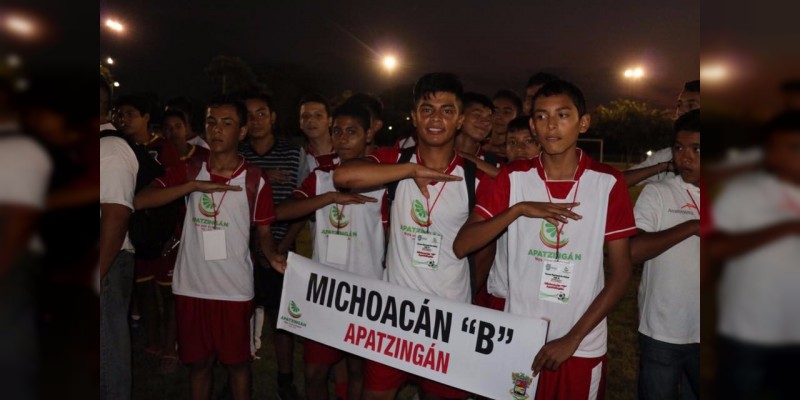 Arranca Torneo de Futbol Sub- 14 con la participación de 28 equipos de 15 estados en Apatzingán  