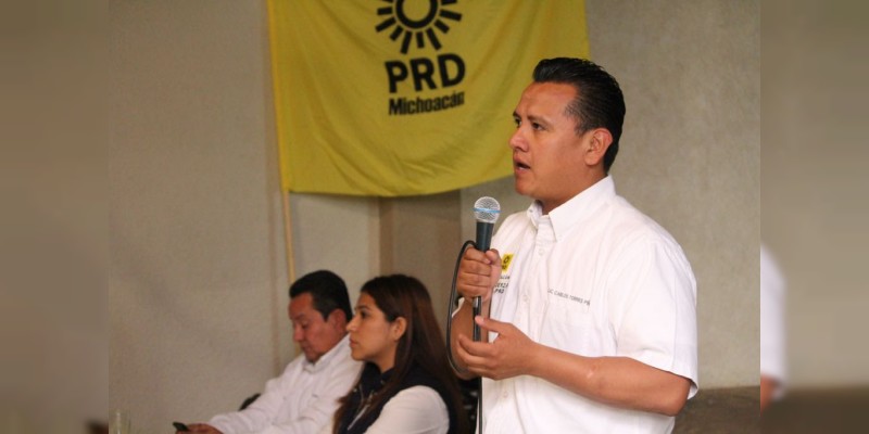 Michoacán será una de las 18 entidades sin fuero para los políticos: Torres Piña 