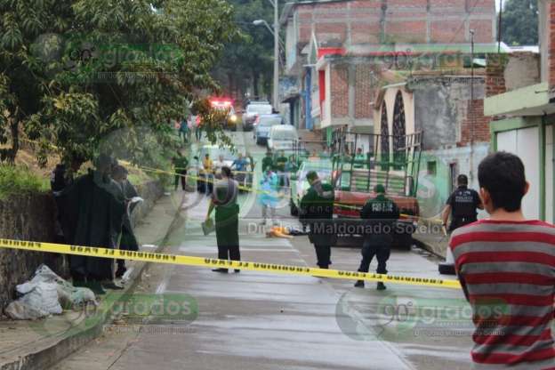 A puñaladas asesina a su esposa, en Uruapan, Michoacán - Foto 1 