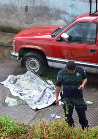 A puñaladas asesina a su esposa, en Uruapan, Michoacán - Foto 2 