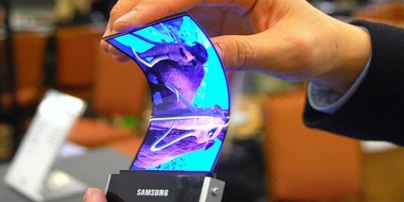 Samsung lanzaría un teléfono plegable en 2018 