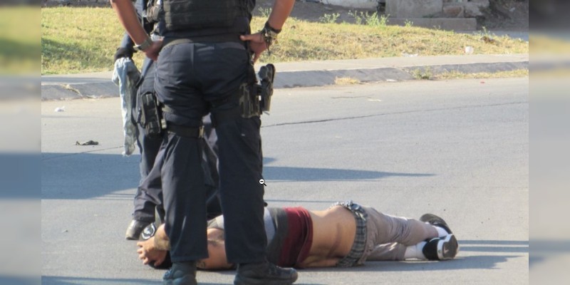 Detienen a joven tras caer de moto robada en Zamora - Foto 0 