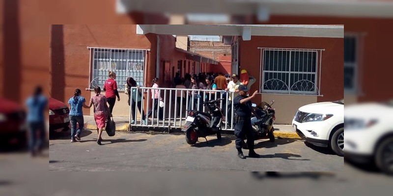 Policía Michoacán Zitácuaro, implementa ”Proximidad Social“ con directivos de instituciones educativas 