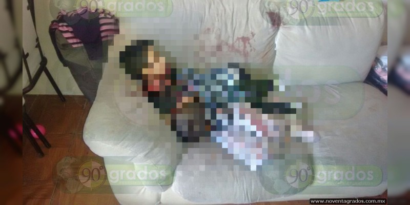 Asesinan en Uruapan a una mujer y sus dos hijos - Foto 1 