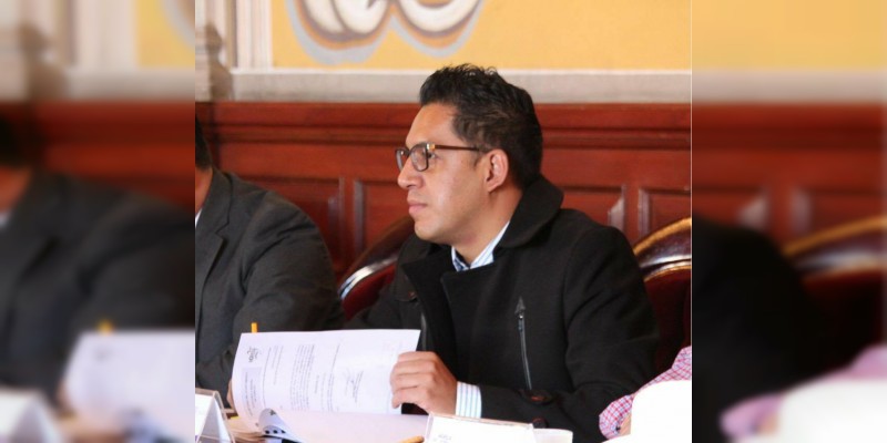 Ayuntamiento debe promover la Revocación de Mandato al Legislativo: Osvaldo Ruiz 