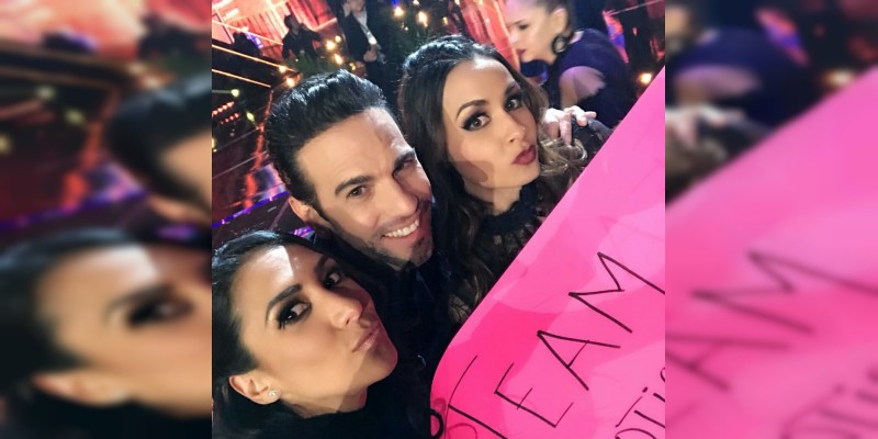 Carlos Loret de Mola y su look a lo Maluma - Foto 1 