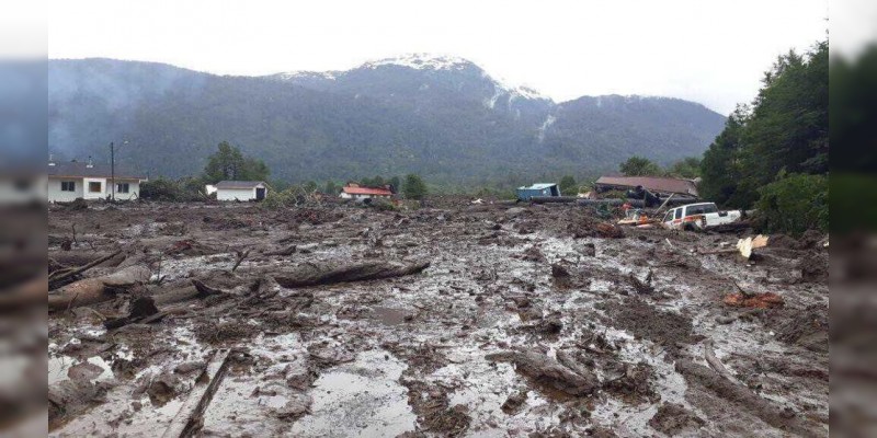 Derrumbe sepulta un pueblo entero en Chile 