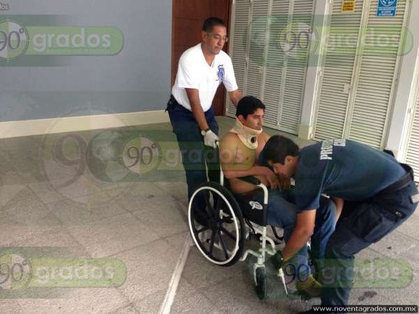 Volcadura en La Huaca, Michoacán, deja cuatro estudiantes heridos - Foto 2 