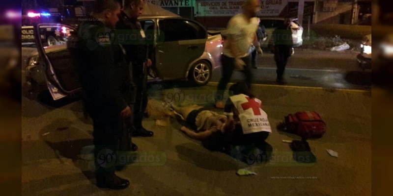 Lázaro Cárdenas: En choque resultan lesionados dos jóvenes  - Foto 2 