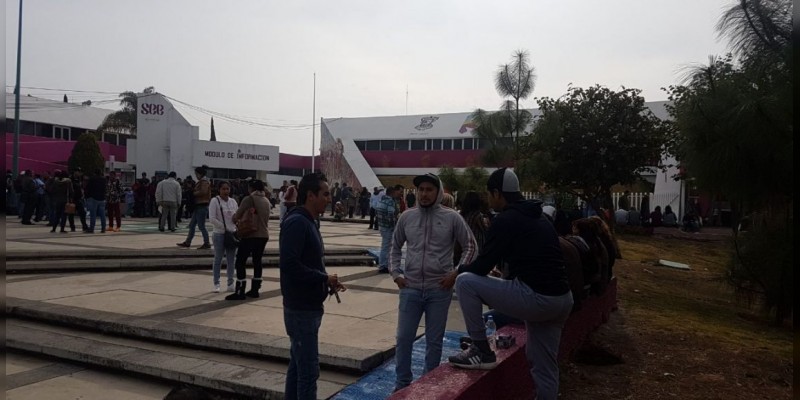 CNTE se concentra en la SEP, marcharán rumbo a Casa de Gobierno 
