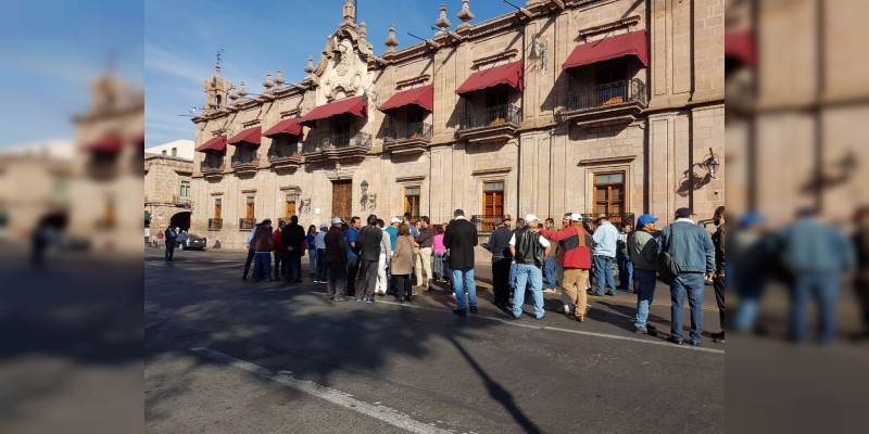 SPUM se manifiesta frente a Palacio de Gobierno - Foto 0 